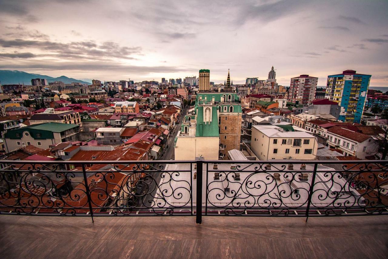 Daros Apartment Batumi Eksteriør bilde