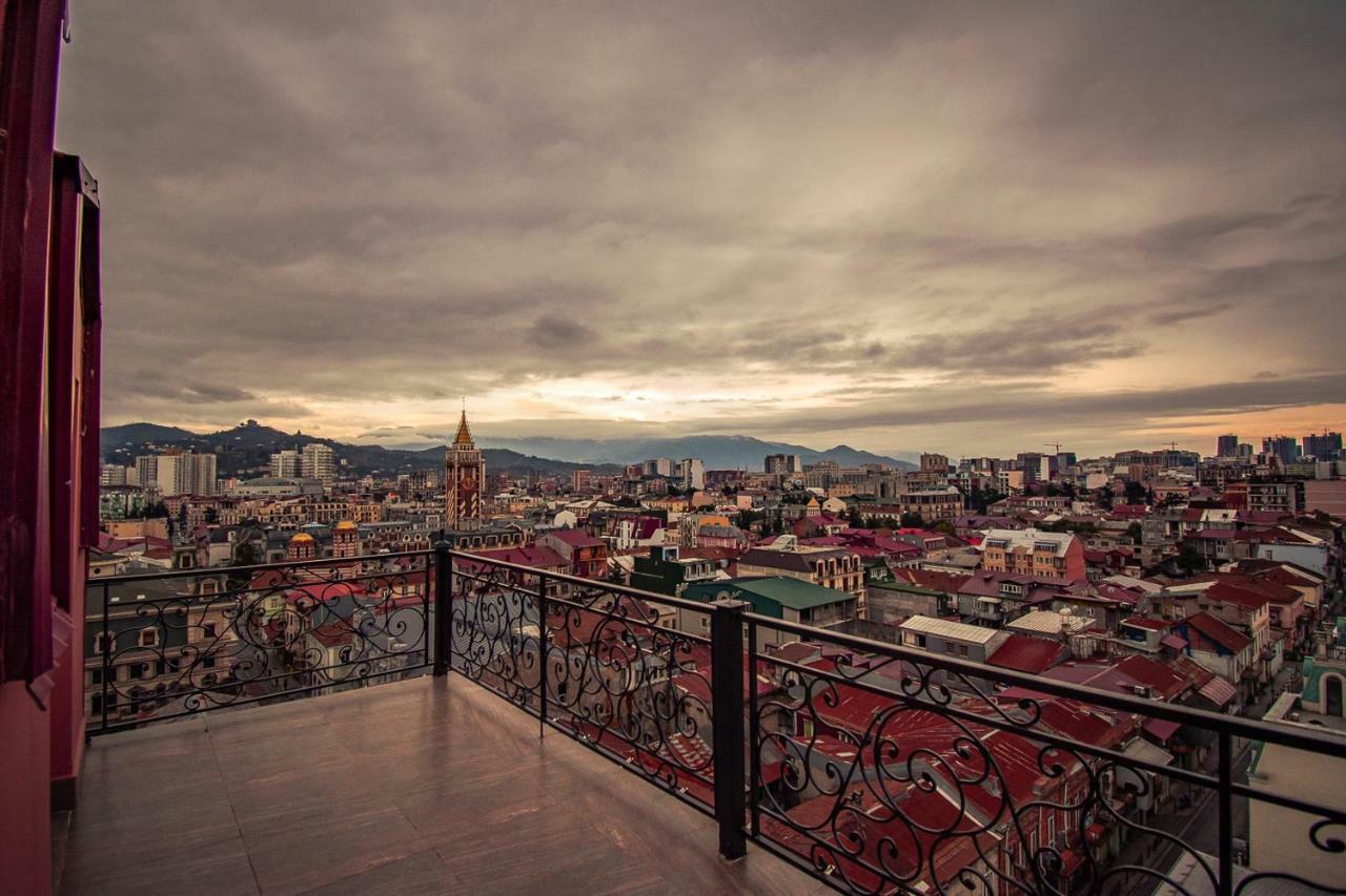 Daros Apartment Batumi Eksteriør bilde
