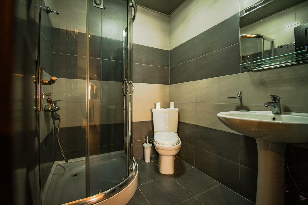 Daros Apartment Batumi Eksteriør bilde