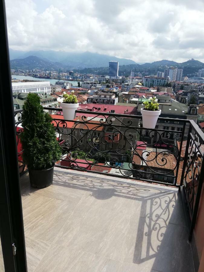 Daros Apartment Batumi Eksteriør bilde