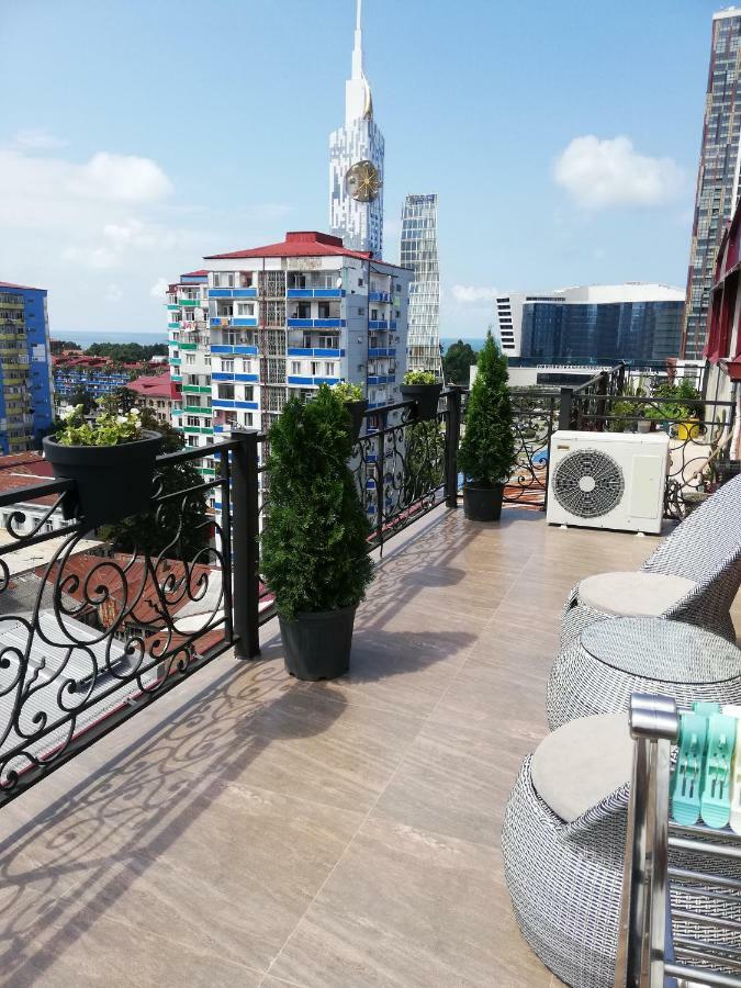 Daros Apartment Batumi Eksteriør bilde